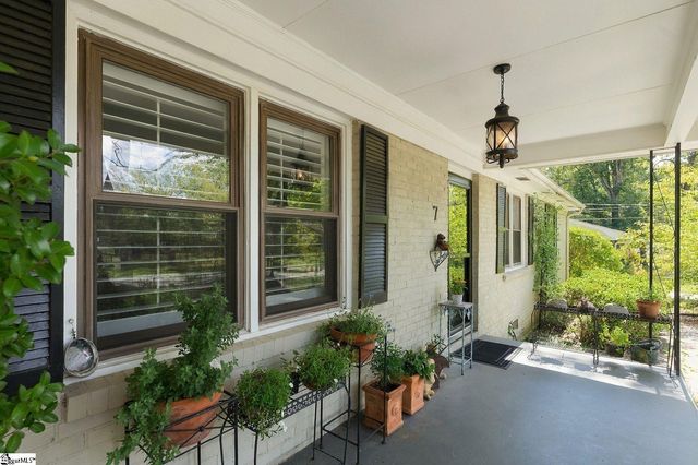 7 Thames Drive, Taylors, SC 29687