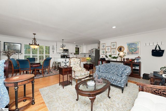 7 Thames Drive, Taylors, SC 29687