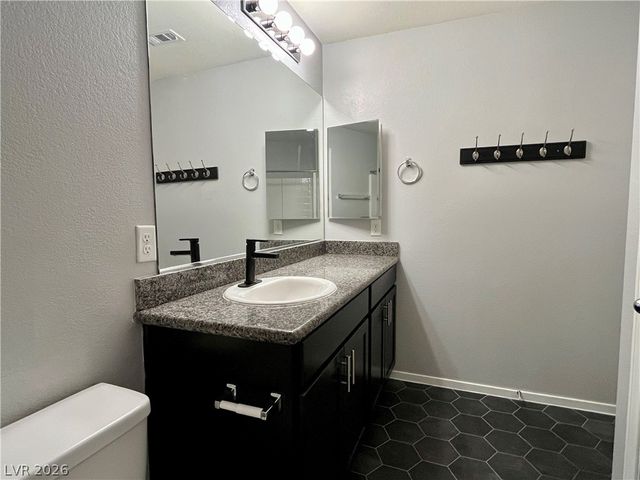 1045 Spotted Saddle Street, Henderson, NV 89015