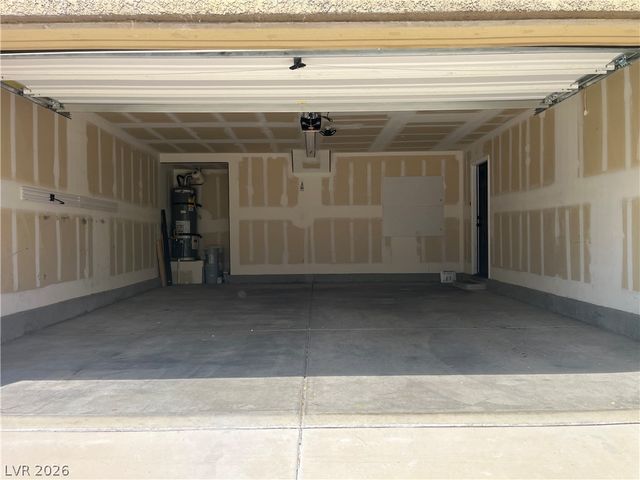 1045 Spotted Saddle Street, Henderson, NV 89015