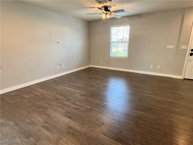 1045 Spotted Saddle Street, Henderson, NV 89015