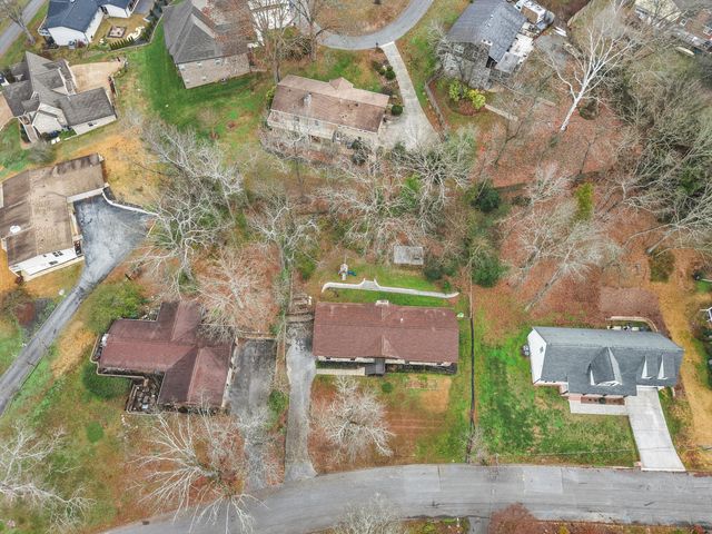 4910 Bal Harbor Drive, Chattanooga, TN 37416