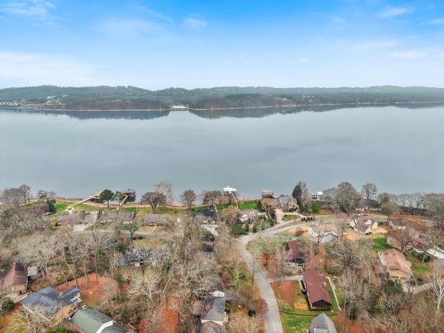 4910 Bal Harbor Drive, Chattanooga, TN 37416