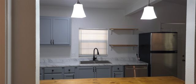 708 Truman Street, Arlington, TX 76011