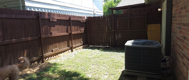708 Truman Street, Arlington, TX 76011