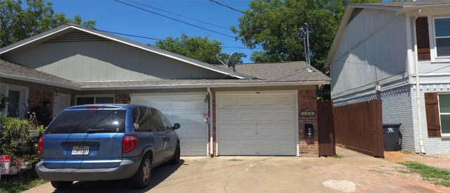 708 Truman Street, Arlington, TX 76011