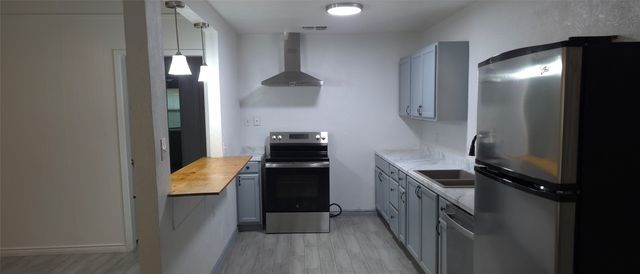 708 Truman Street, Arlington, TX 76011