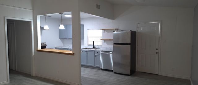 708 Truman Street, Arlington, TX 76011