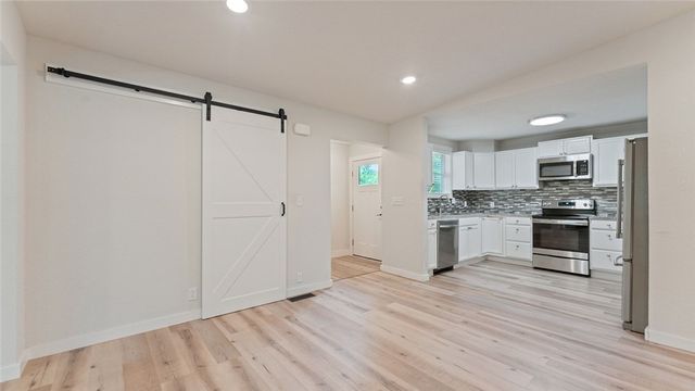 2 Purfleet Drive, Bella Vista, AR 72715