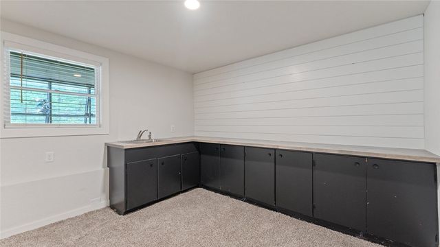 2 Purfleet Drive, Bella Vista, AR 72715