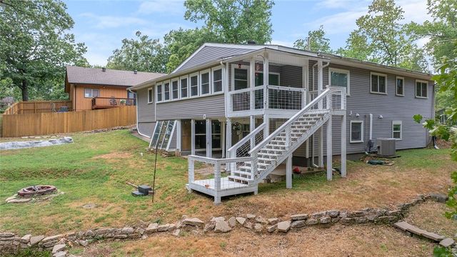 2 Purfleet Drive, Bella Vista, AR 72715