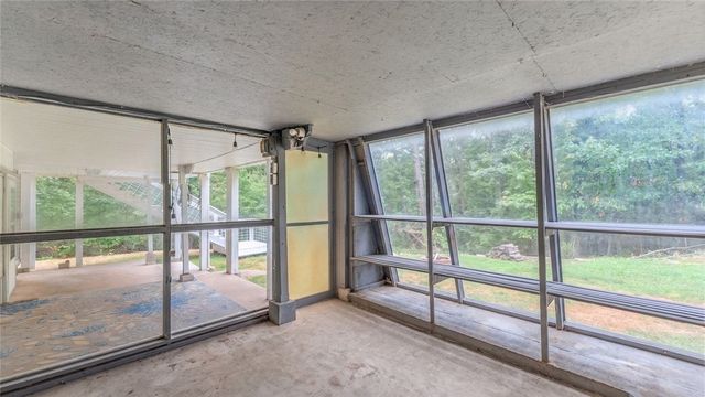 2 Purfleet Drive, Bella Vista, AR 72715