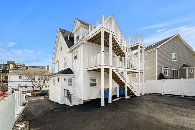 12 Sewall Ave 3, Winthrop, MA 02152