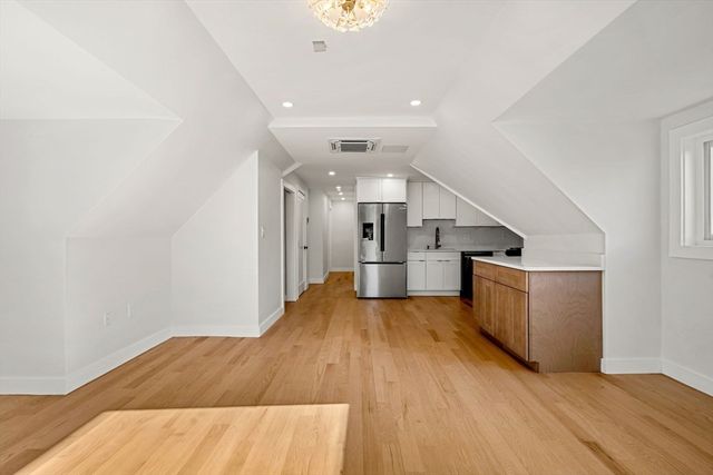 12 Sewall Ave 3, Winthrop, MA 02152