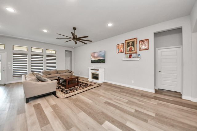 2227 Marian Lee, Richmond, TX 77469