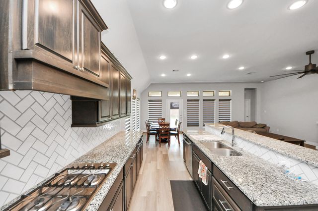 2227 Marian Lee, Richmond, TX 77469