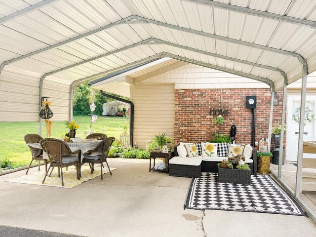 333 Choctaw Trail, Stanford, KY 40484