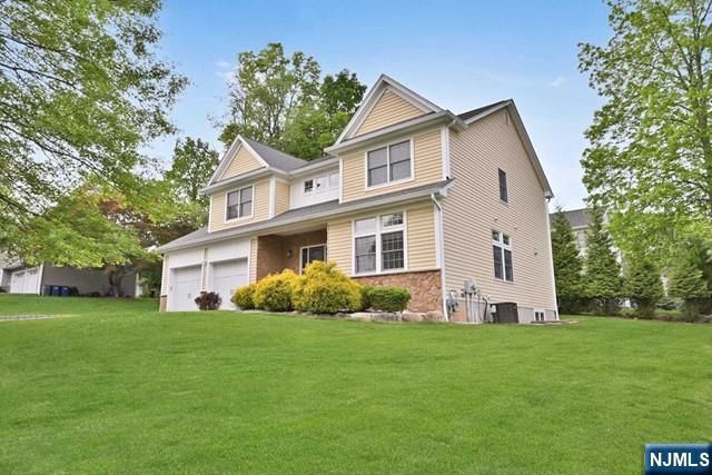 164 Grace Avenue, Old Tappan, NJ 07675