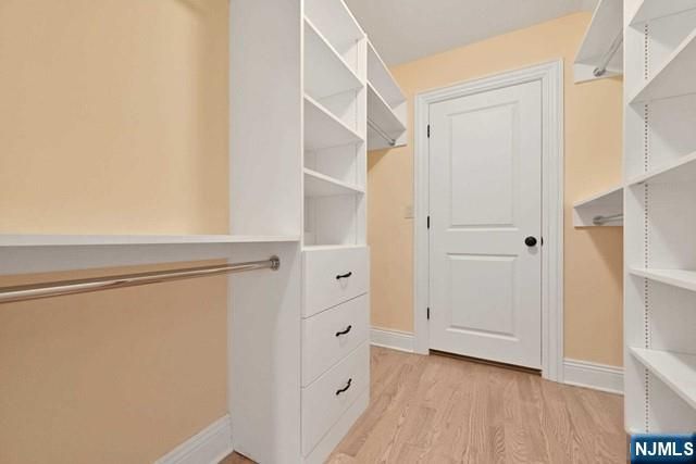 164 Grace Avenue, Old Tappan, NJ 07675