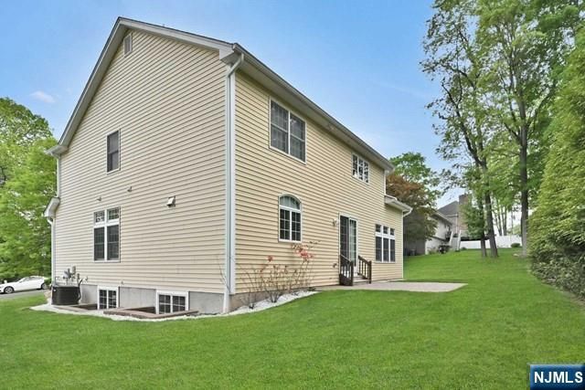 164 Grace Avenue, Old Tappan, NJ 07675