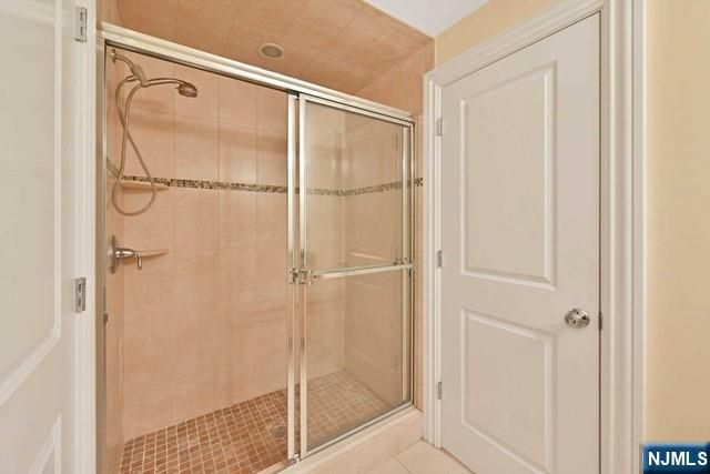 164 Grace Avenue, Old Tappan, NJ 07675