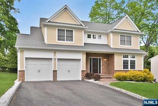 164 Grace Avenue, Old Tappan, NJ 07675