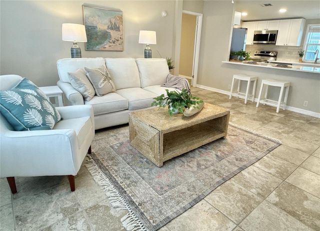 7107 MOUNT ESSEX DRIVE NE 520, St Petersburg, FL 33702