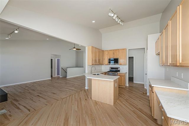 865 Bellerive Manor Drive, St Louis, MO 63141