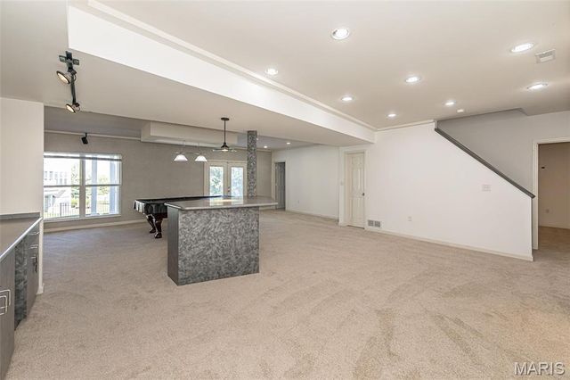 865 Bellerive Manor Drive, St Louis, MO 63141