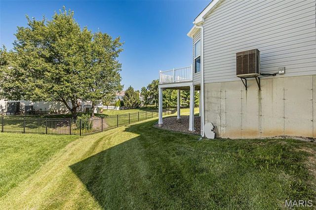 865 Bellerive Manor Drive, St Louis, MO 63141