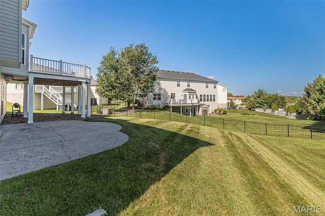 865 Bellerive Manor Drive, St Louis, MO 63141
