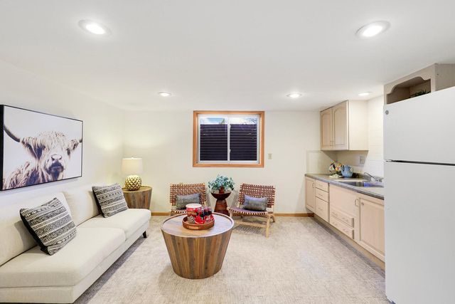 4201 40th Avenue N, Robbinsdale, MN 55422