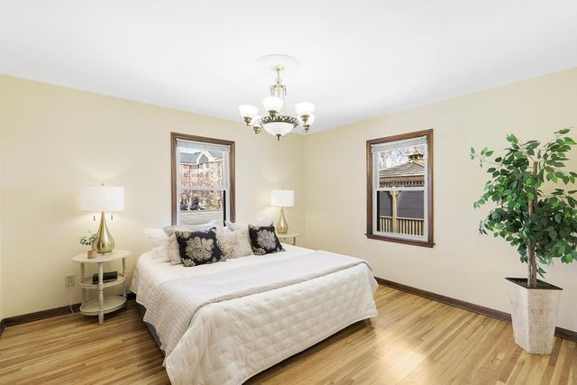 4201 40th Avenue N, Robbinsdale, MN 55422