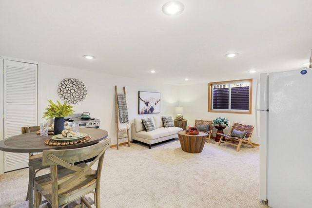 4201 40th Avenue N, Robbinsdale, MN 55422