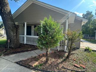 1113 Beach Avenue, Gulfport, MS 39501
