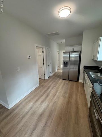 12405 Cedar TRL, Gloucester, VA 23061