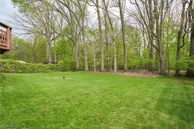 5165 Fawn Drive, New Franklin, OH 44319