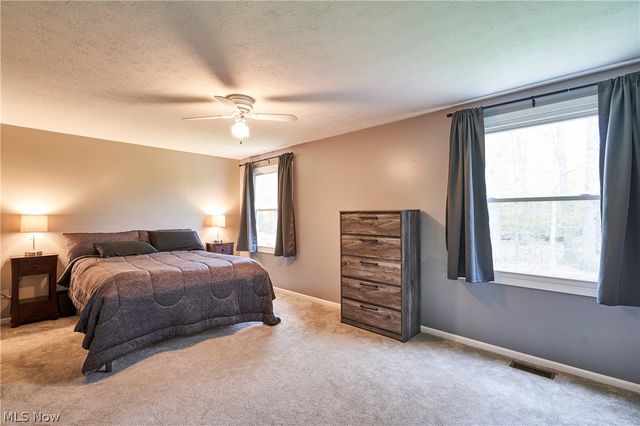 5165 Fawn Drive, New Franklin, OH 44319