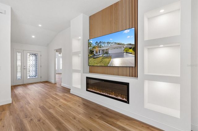 1302 FORTALEZA DRIVE, The Villages, FL 32162