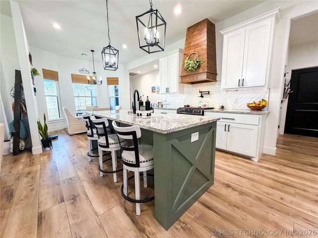 23094 W 867 Road, Park Hill, OK 74451