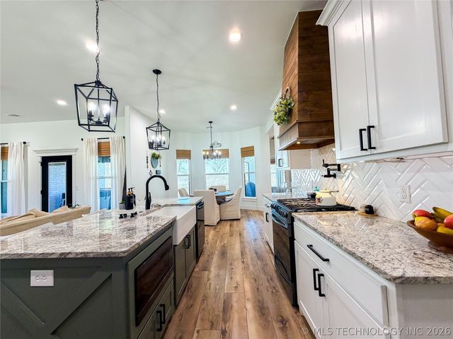 23094 W 867 Road, Park Hill, OK 74451