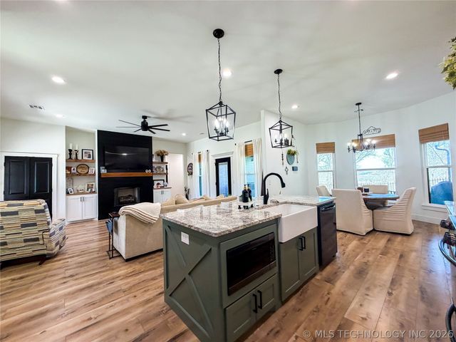 23094 W 867 Road, Park Hill, OK 74451