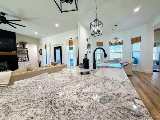 23094 W 867 Road, Park Hill, OK 74451