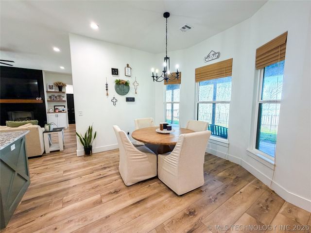 23094 W 867 Road, Park Hill, OK 74451