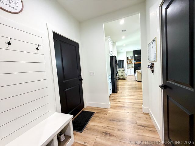 23094 W 867 Road, Park Hill, OK 74451