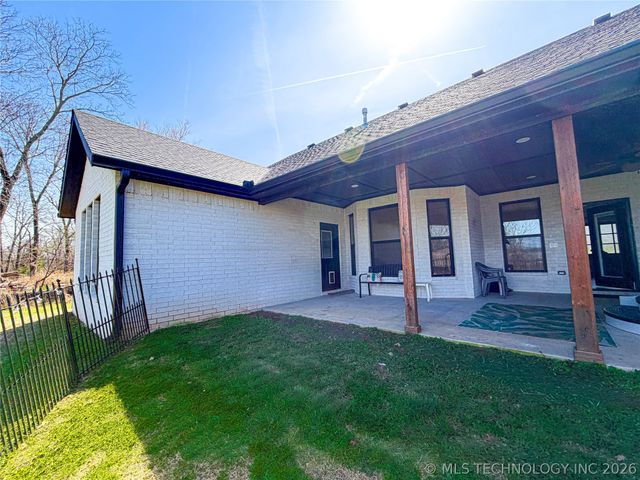 23094 W 867 Road, Park Hill, OK 74451