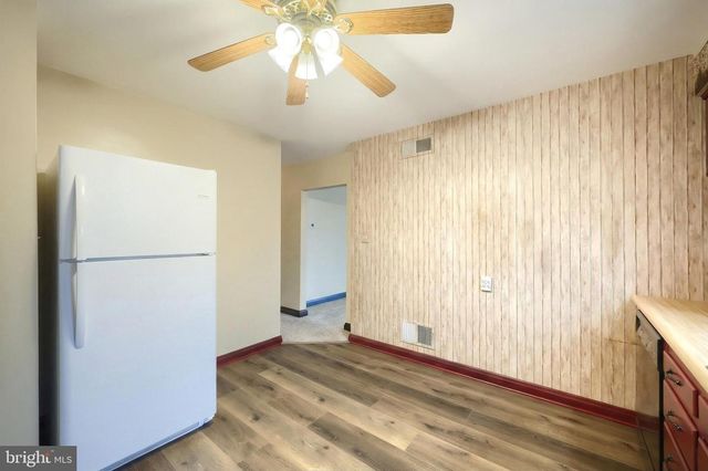 2180 HESS RD, York, PA 17404