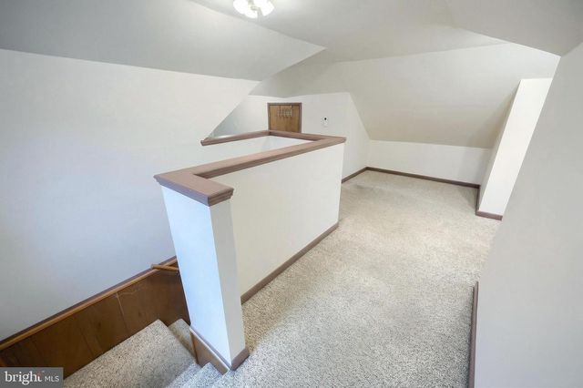 2180 HESS RD, York, PA 17404