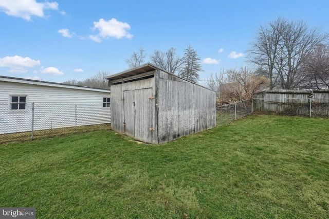 2180 HESS RD, York, PA 17404