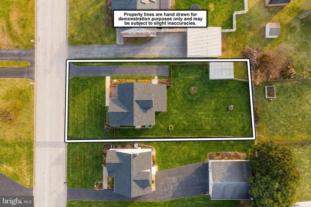 2180 HESS RD, York, PA 17404